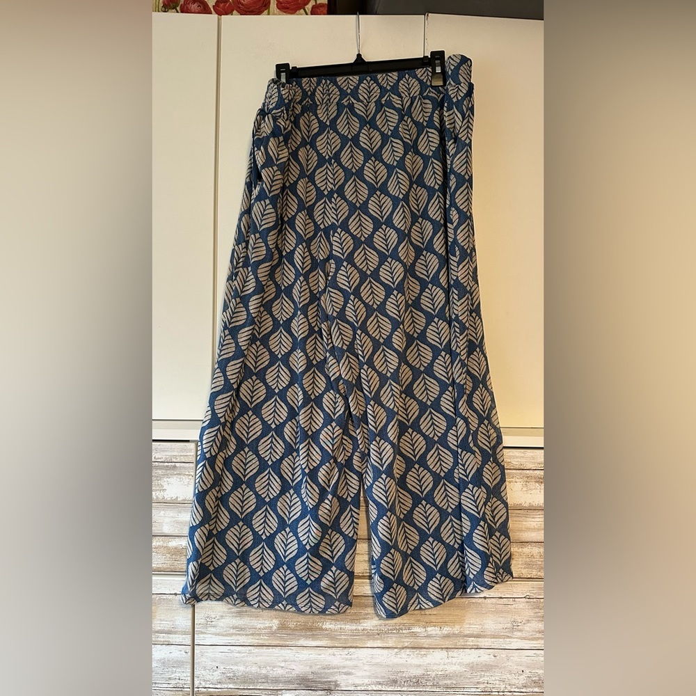 💙 Harper 241 2X Blue Cream Leaf Print Wide Leg Pants Lined Pockets